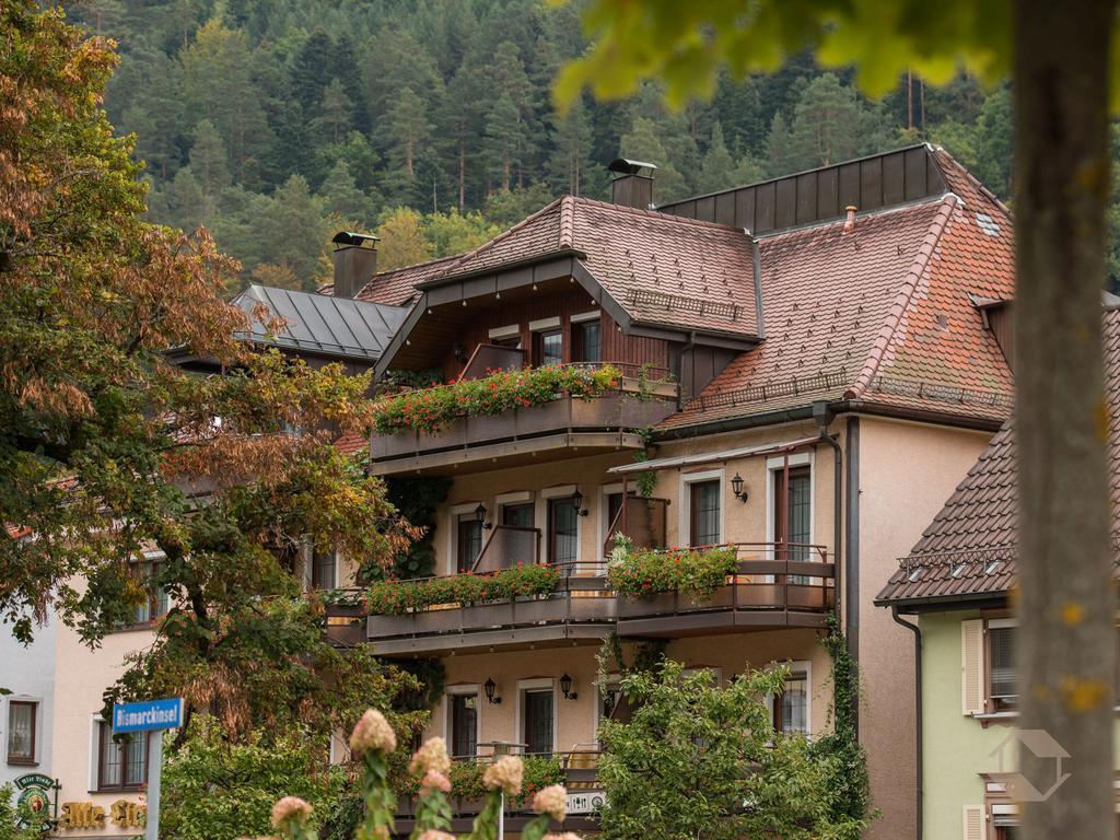 Hotel Restaurant Alte Linde Бад-Вильдбад Экстерьер фото