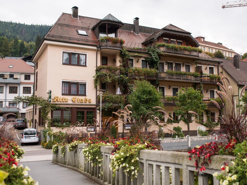 Hotel Restaurant Alte Linde Бад-Вильдбад Экстерьер фото