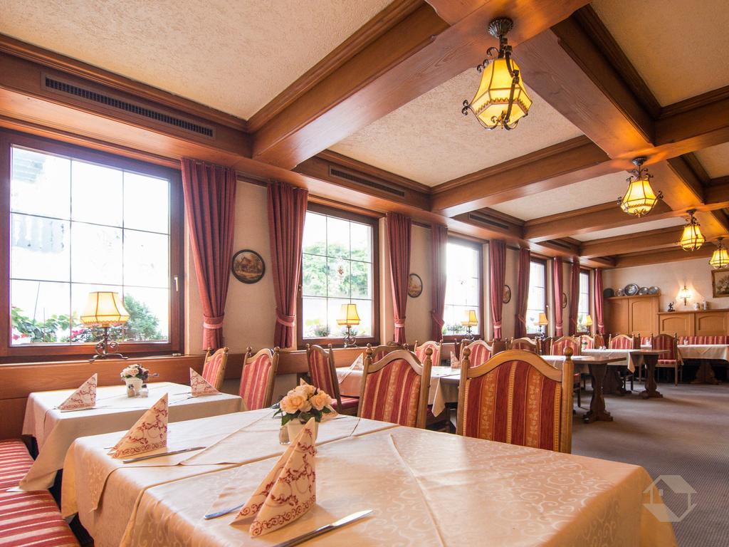 Hotel Restaurant Alte Linde Бад-Вильдбад Экстерьер фото