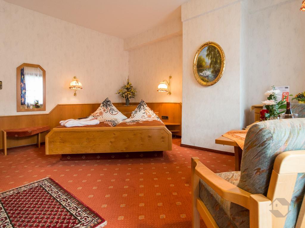 Hotel Restaurant Alte Linde Бад-Вильдбад Экстерьер фото