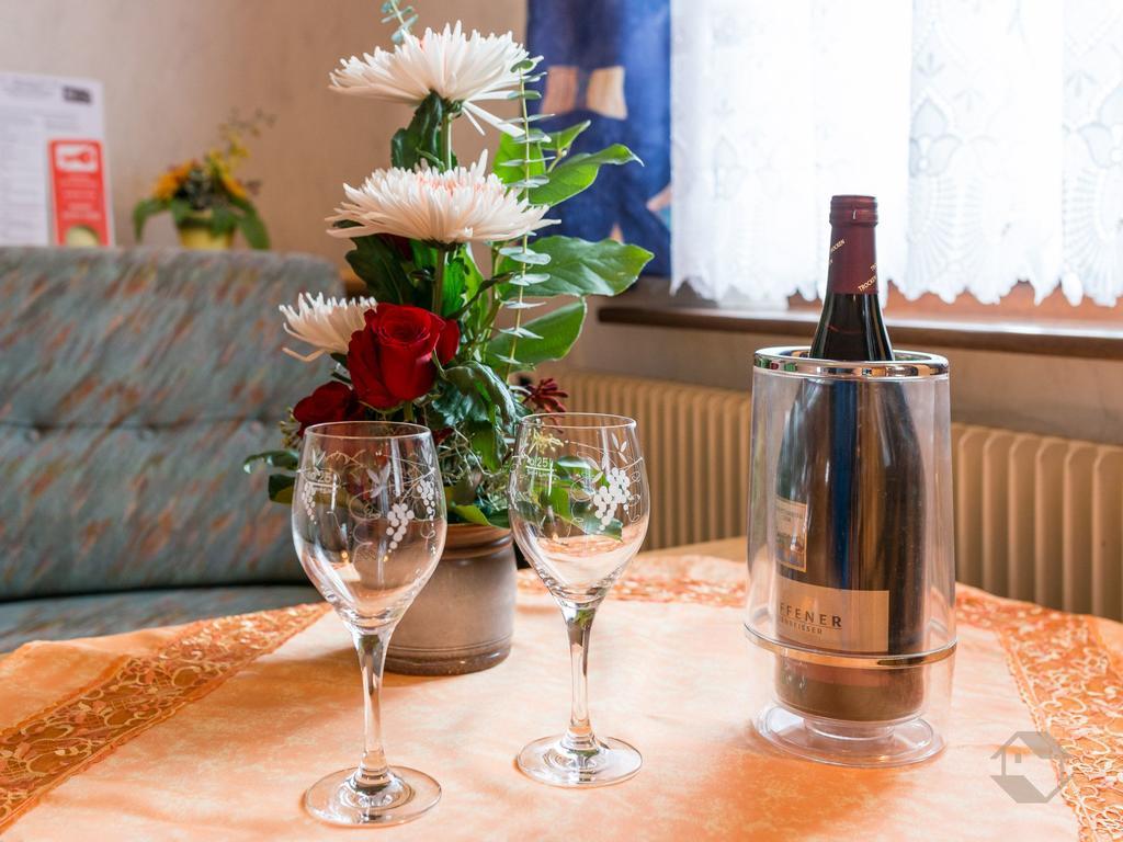Hotel Restaurant Alte Linde Бад-Вильдбад Экстерьер фото