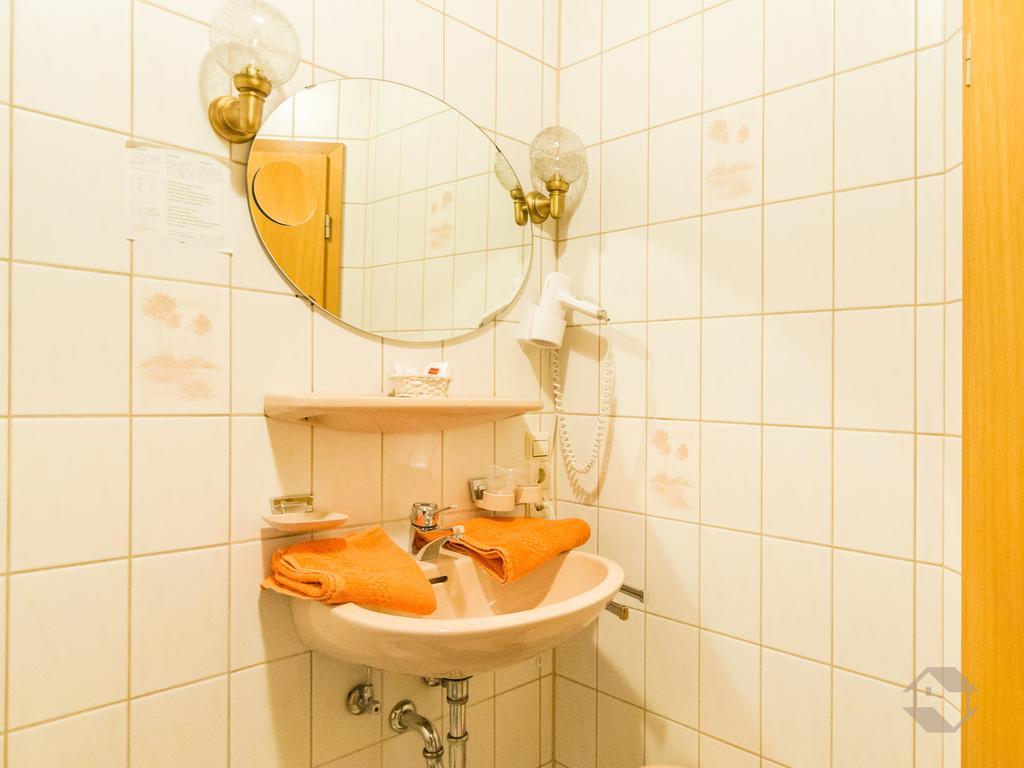 Hotel Restaurant Alte Linde Бад-Вильдбад Экстерьер фото